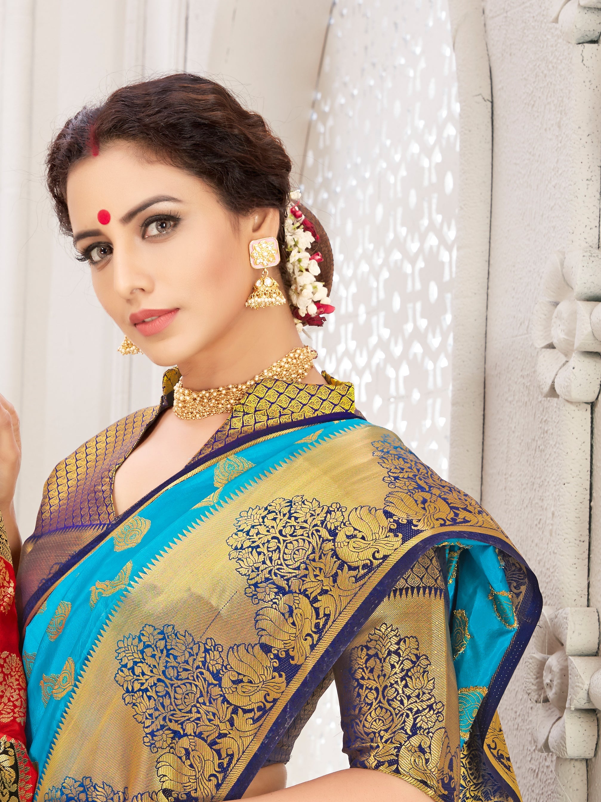 Beautiful Turquoise Banarasi Art Silk Woven Saree : Perfect for Weddings & Formal Events