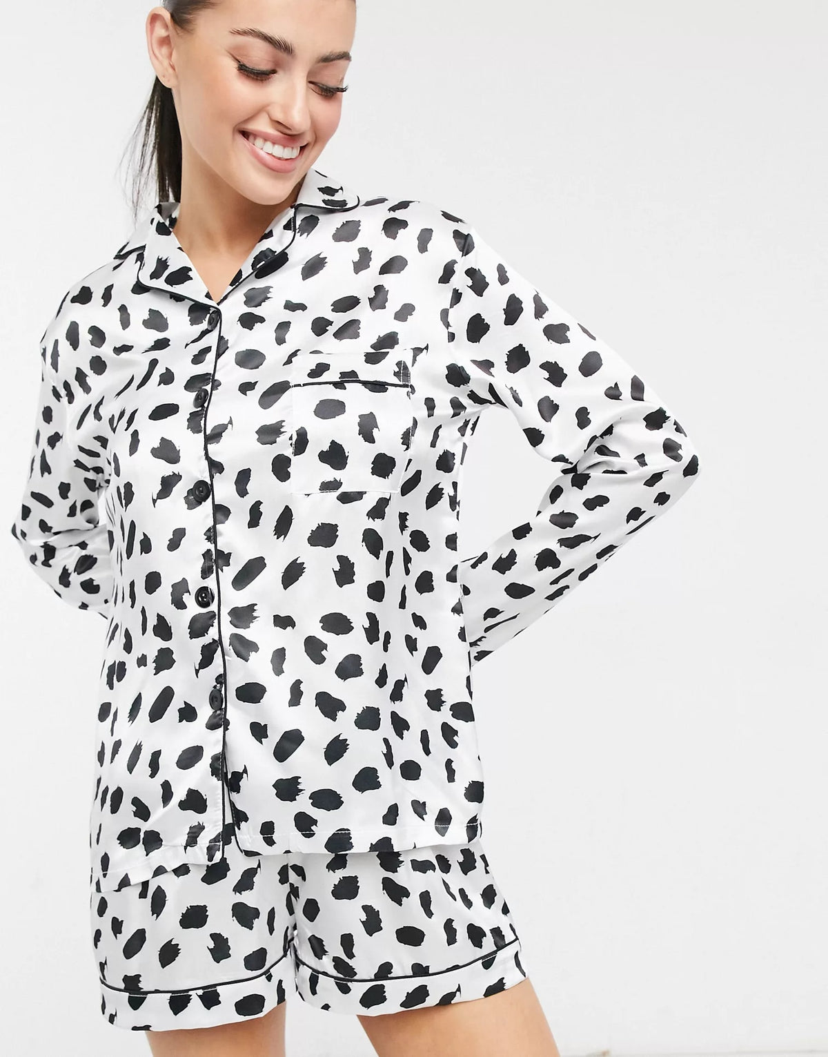 Black Abstract Printed Lounge Wear.